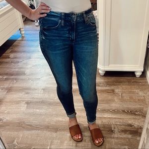 American Eagle Next Level Stretch High Rise Jegging Denim Jeans